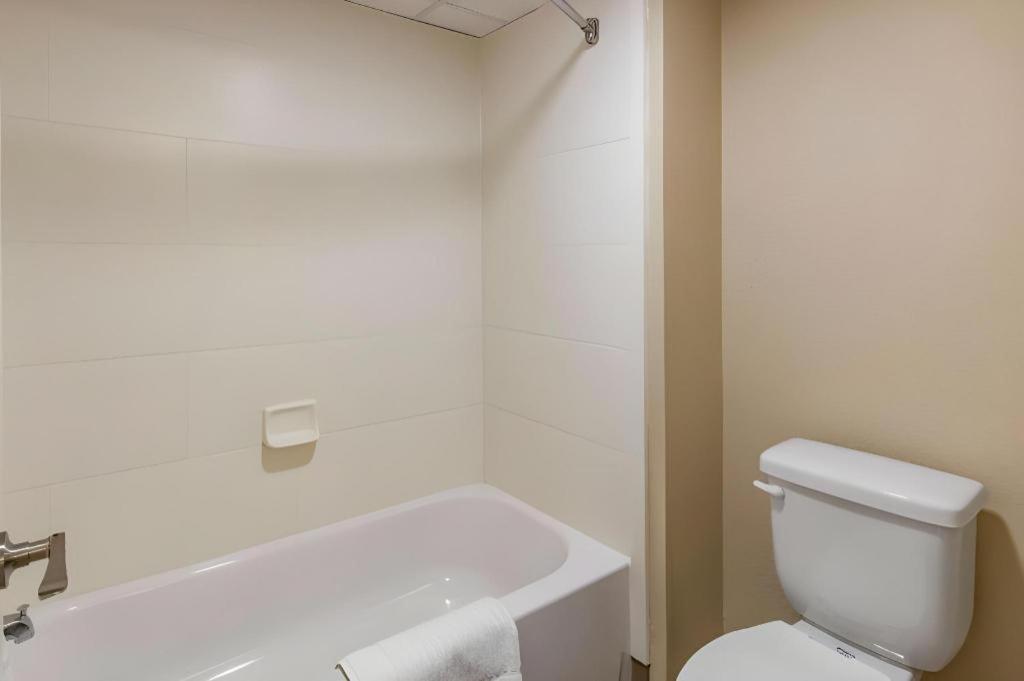 Comfort Inn Clinton Exteriör bild