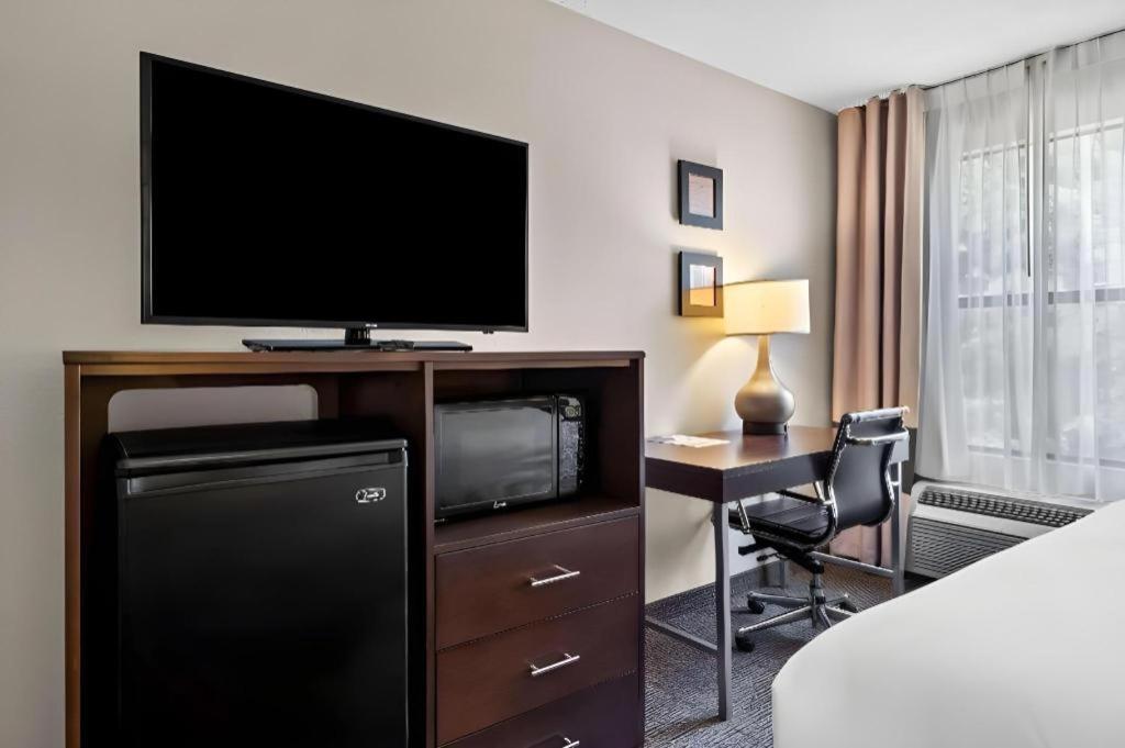 Comfort Inn Clinton Exteriör bild